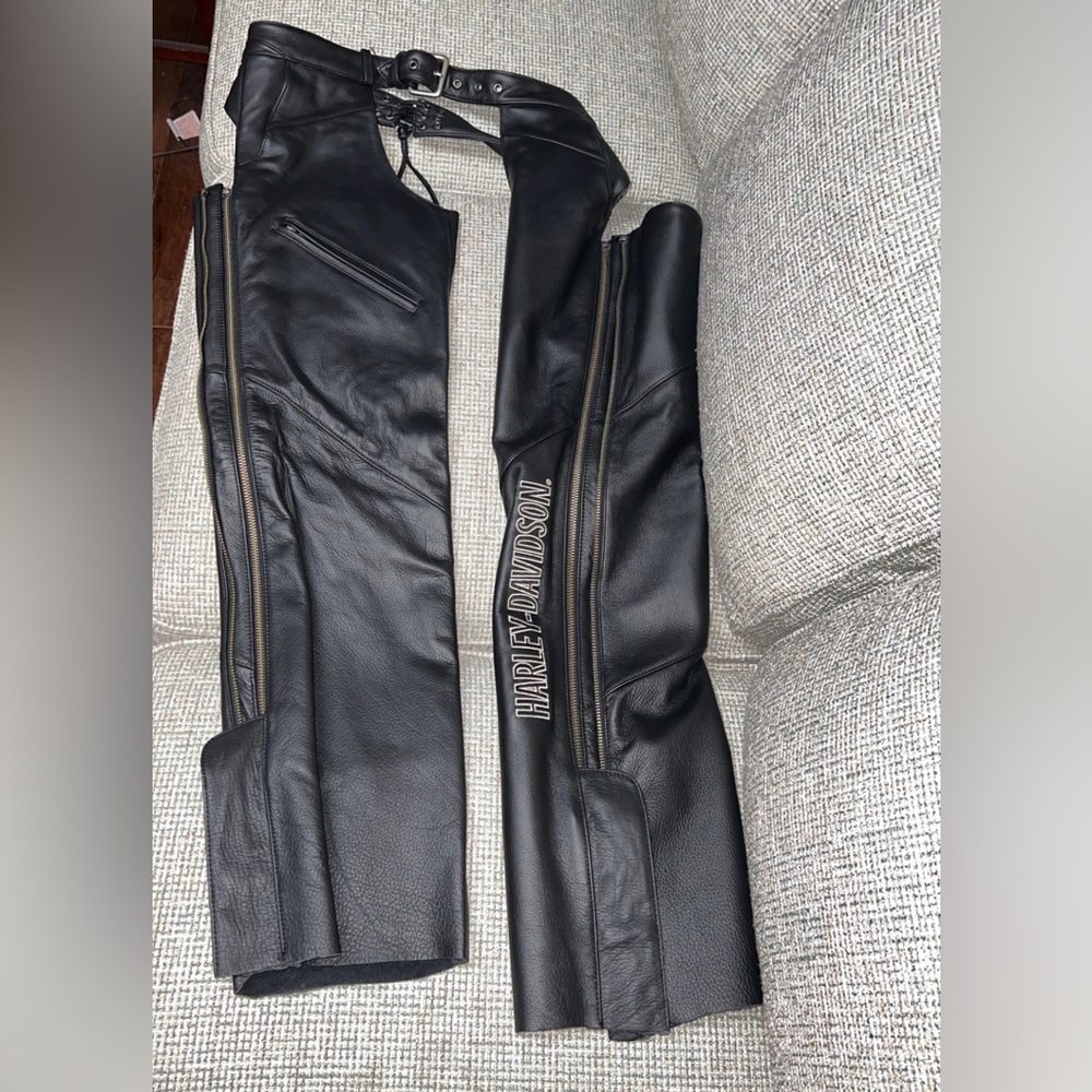 Harley Davidson women’s black leather chaps